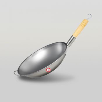 กระทะเหล็ก 36 ซม. จรวด ด้ามไม้พร้อมลวดเหล็กแขวนด้าม