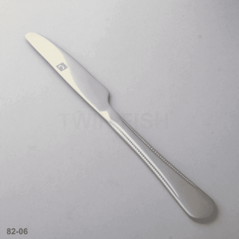 82-06 มีดคาว