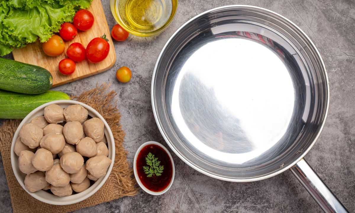 กระทะอลูมิเนียม ดีไหม? วิธีการเลือกซื้อกระทะให้เหมาะสมกับการใช้งาน มีอะไรบ้าง