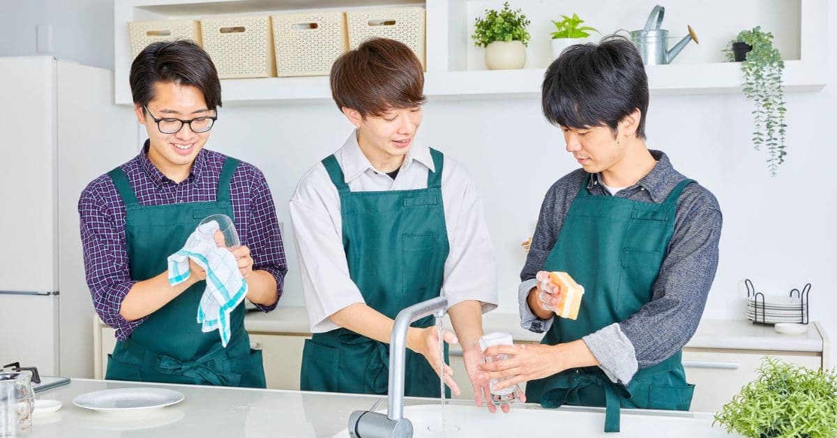 วิธีดูแลรักษาทำความสะอาดจานชามให้สวยและทนทาน ง่ายๆ ใน 5 ขั้นตอน