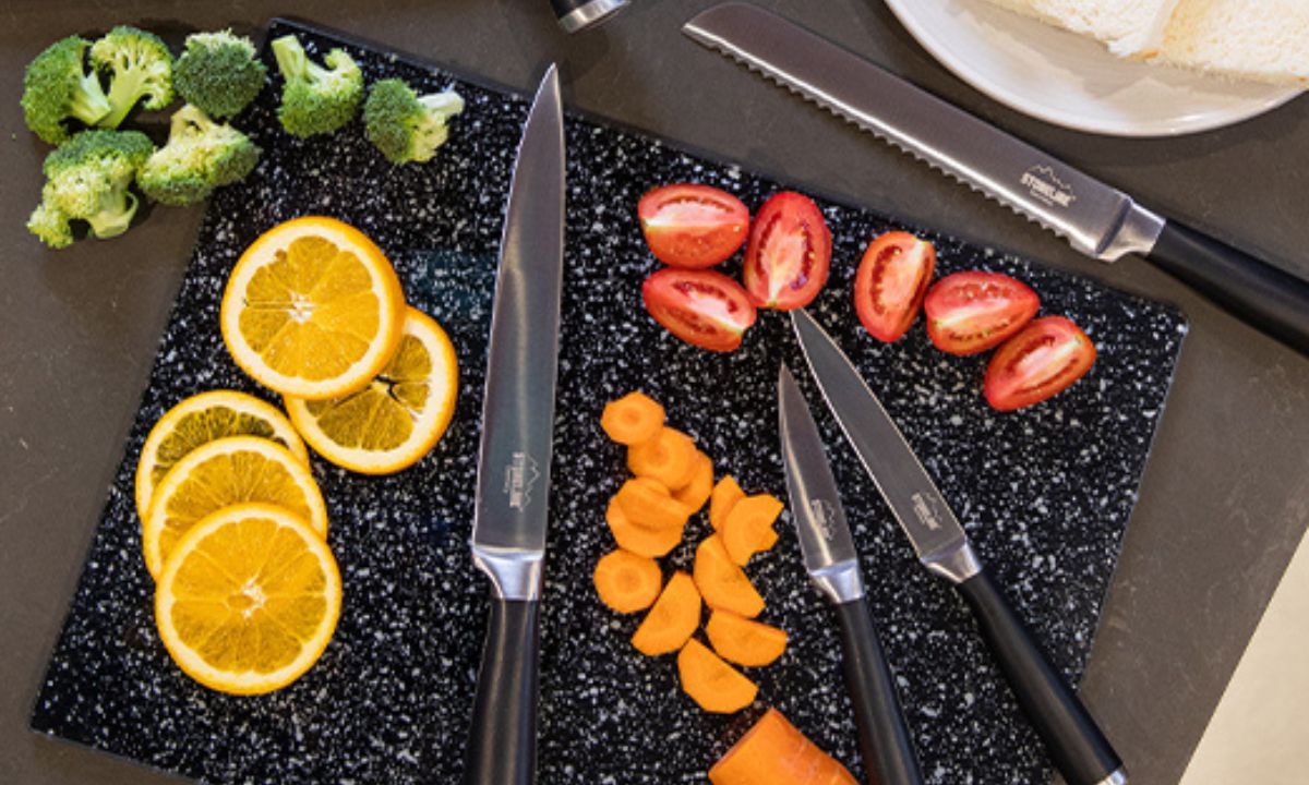 รู้จักประเภทของมีดทำครัว แบ่งตามวัสดุที่ใช้ทำใบมีดและการใช้งาน