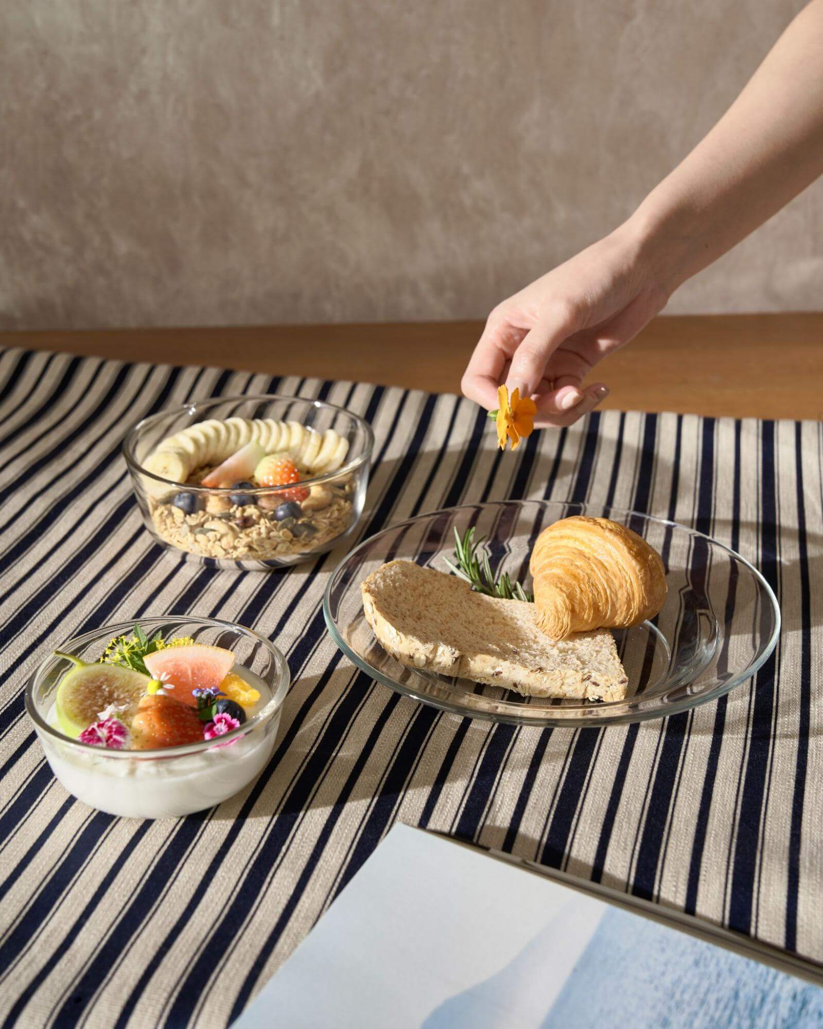 พาส่องสารพัดชุดถ้วยแก้ว ราคาสบายกระเป๋า ทำให้ทุกวันเป็นมื้อที่สุขที่สุด