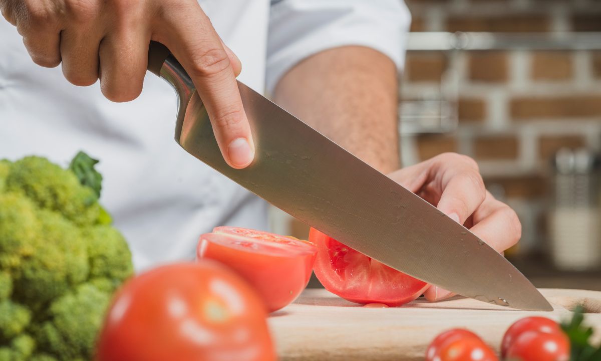 มีดทำครัว ยี่ห้อไหนดี? แนะนำวิธีเลือกและ 3 ยี่ห้อมีดทำครัวที่น่าสนใจ